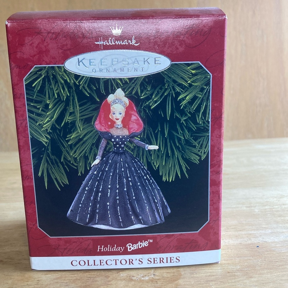 Hallmark Keepsake Ornament Holiday Barbie 1998